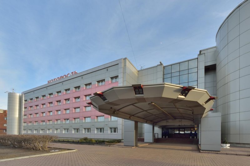 Гостинично-ресторанный комплекс Которосль, Ярославль. Фото 01
